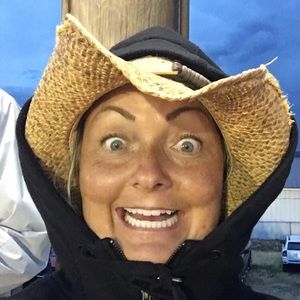 Meet your Posher, Brittani